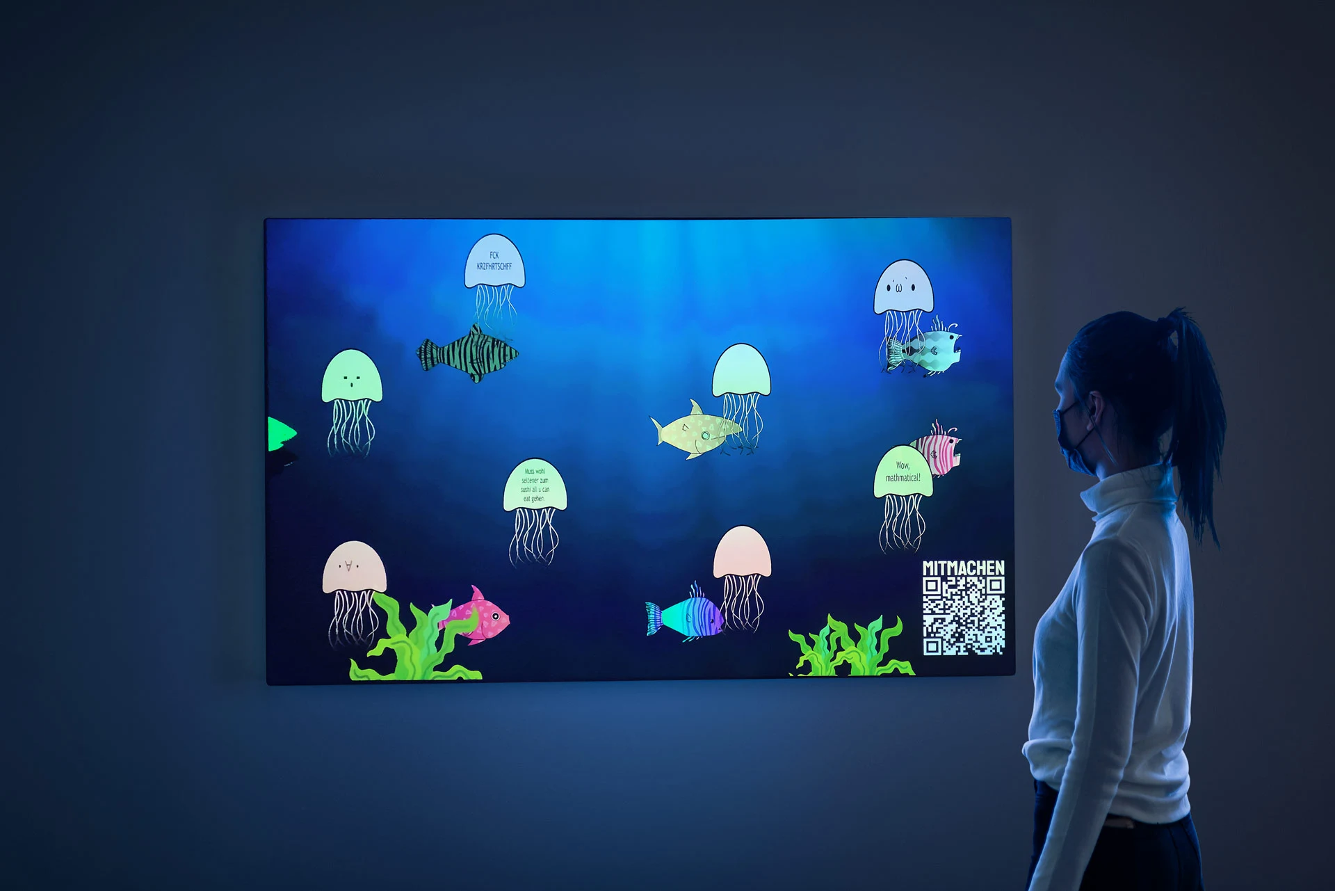 MischiFischi Projektion mit Cartoon-Fischen